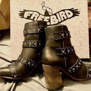 Freebird by Steven Joust Boots-black, size 7